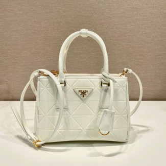 프라다 삼각로고 사피아노 갤러리아 토트백 화이트