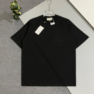 구찌 GG 자수 패치 포켓 반팔 티셔츠 블랙
