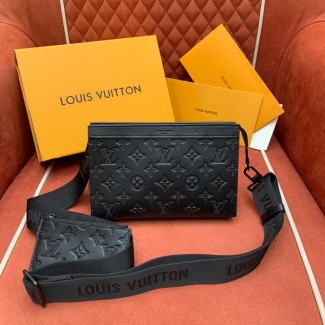 루이비통 가스통 웨어러블 월릿 M81115