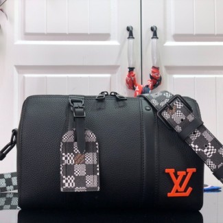 루이비통 시티 키폴 크로스백 버질 아블로 한정판 M57417